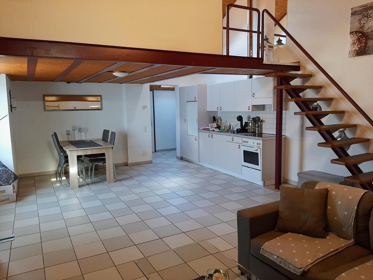 Holidays Homes Il Folletto Quartino Esterno foto