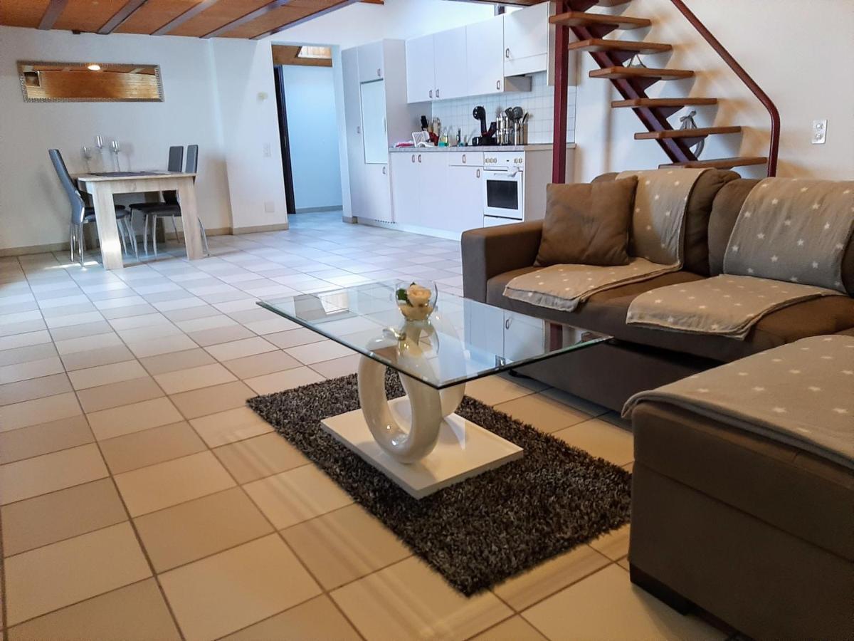 Holidays Homes Il Folletto Quartino Esterno foto