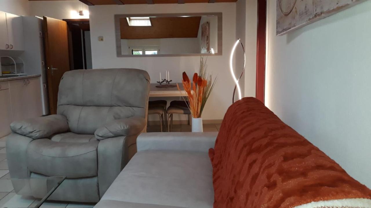 Holidays Homes Il Folletto Quartino Esterno foto
