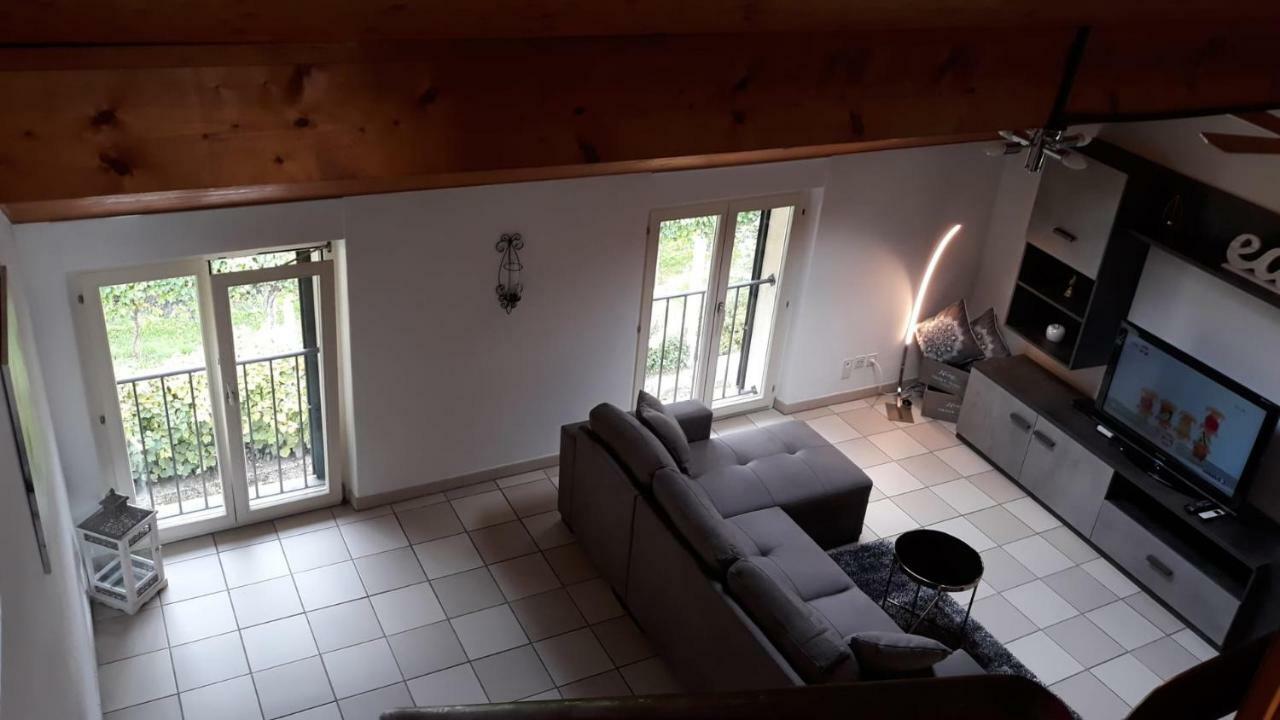 Holidays Homes Il Folletto Quartino Esterno foto