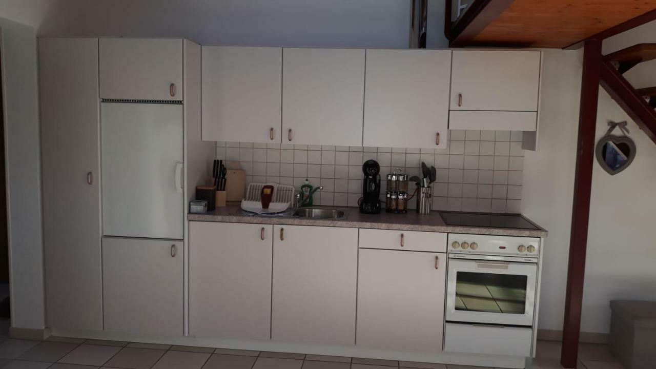 Holidays Homes Il Folletto Quartino Esterno foto