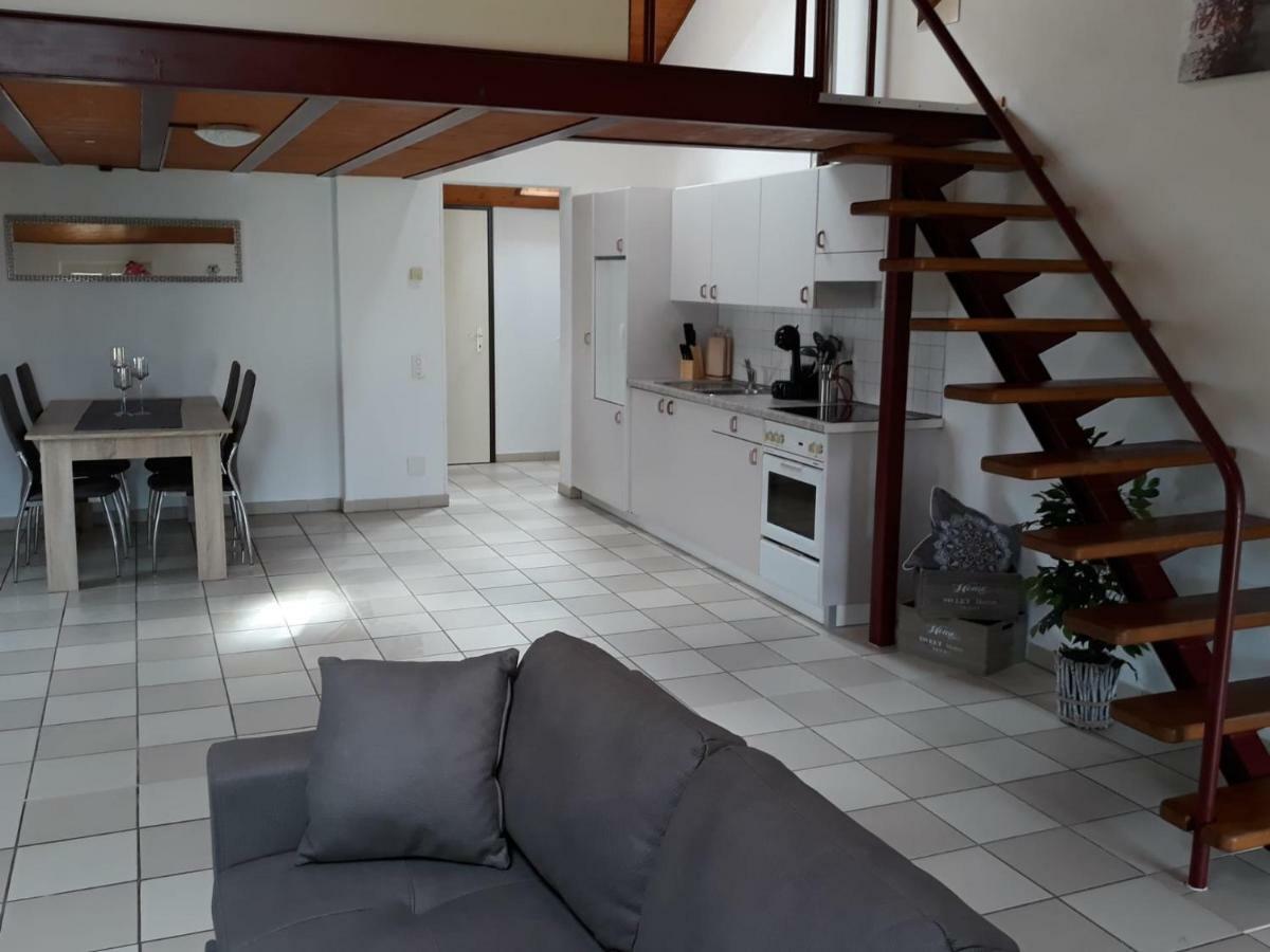 Holidays Homes Il Folletto Quartino Esterno foto
