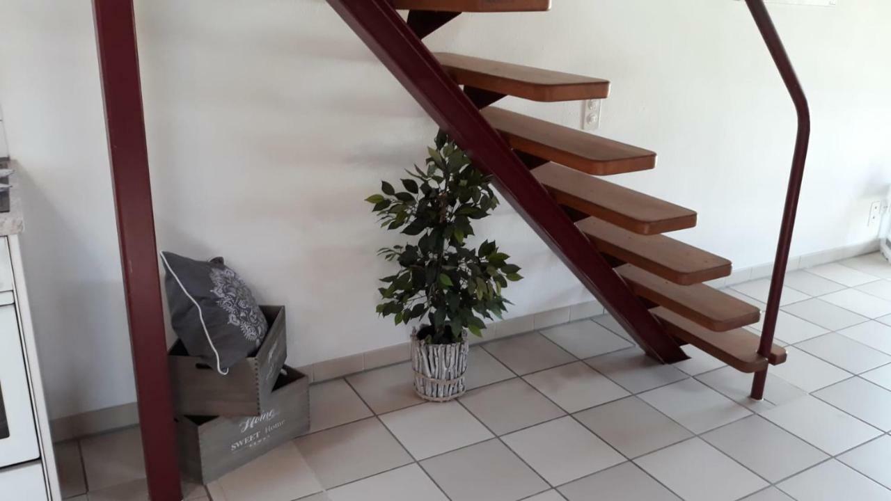 Holidays Homes Il Folletto Quartino Esterno foto