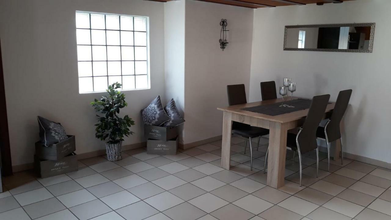 Holidays Homes Il Folletto Quartino Esterno foto